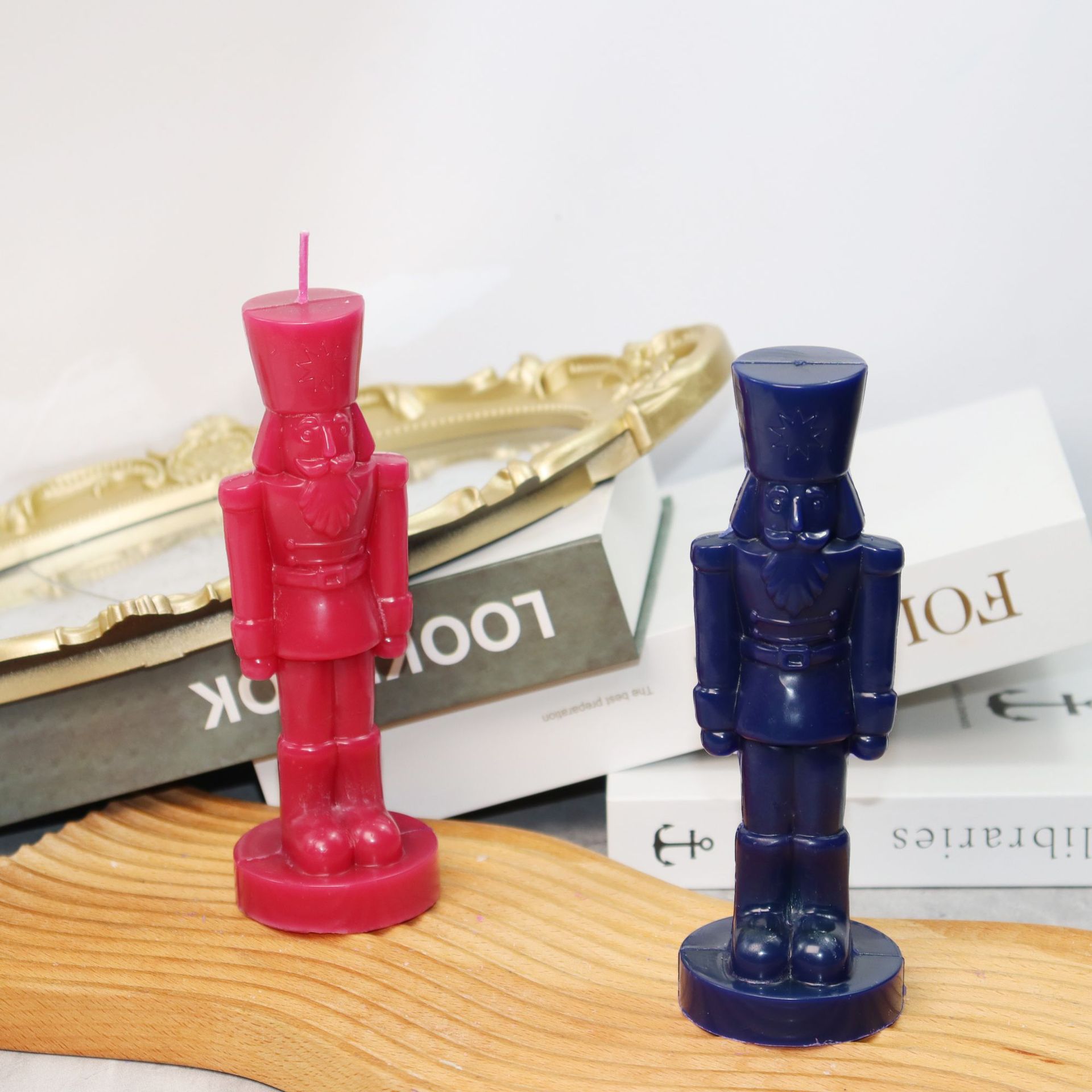 Large Nutcracker Soldier Plast - Soap Making Scents recension och pris